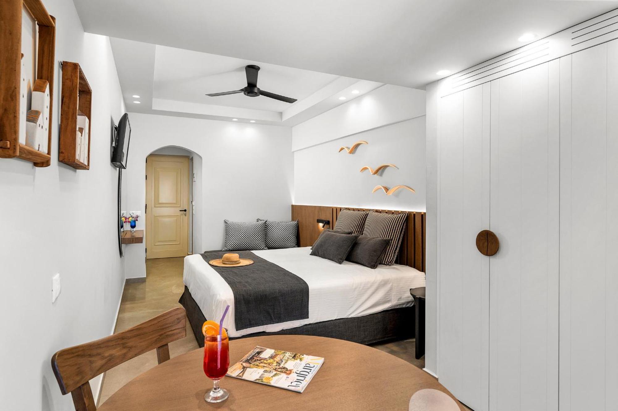 Glaros Hotel Apartment アギア・ガリニ エクステリア 写真